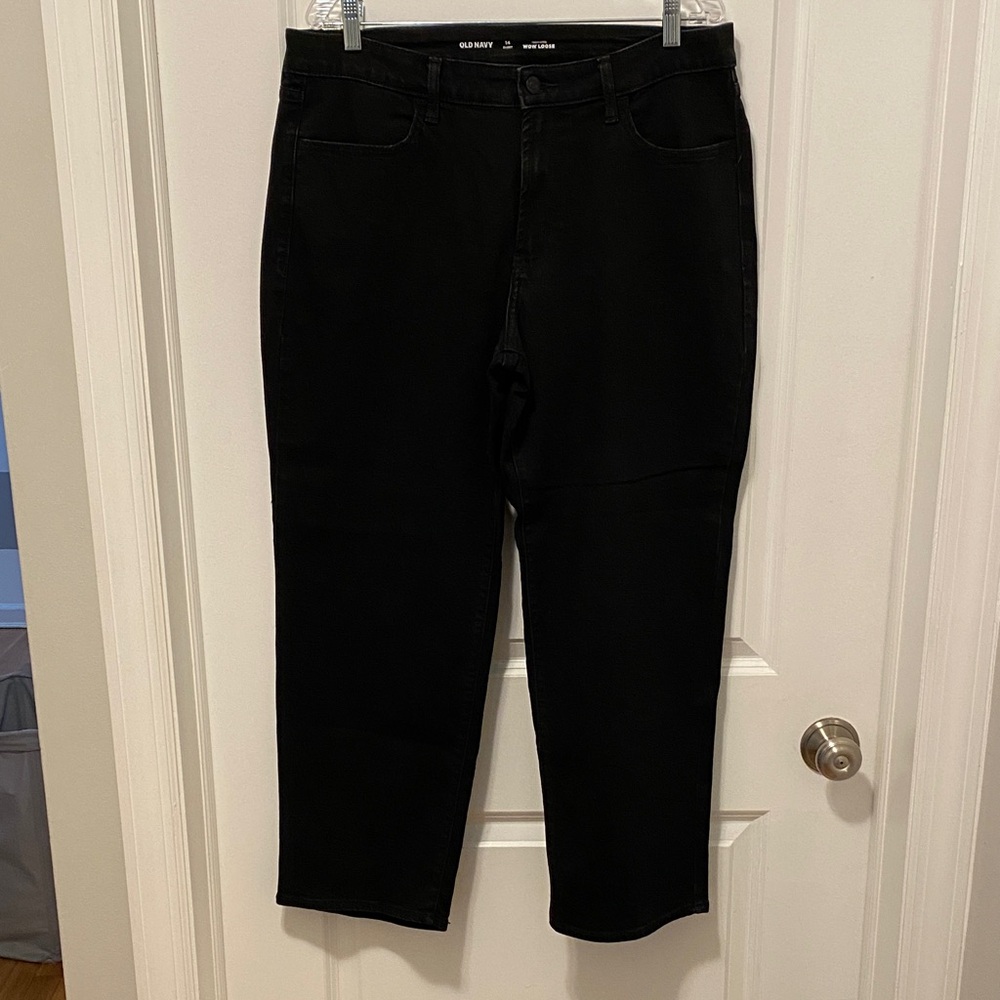 Old Navy Women's Black WOW Loose Jeans
Size 14S